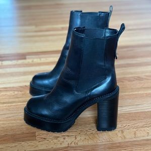 NEW Steve Madden - Stellan Boots